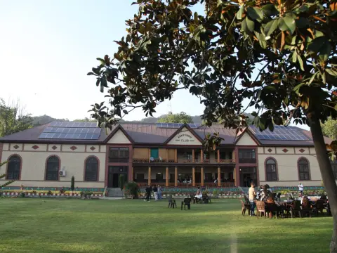 Amar Singh Club Srinagar exterior