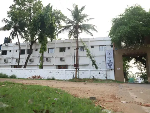 Asansol Club building and entrance gate