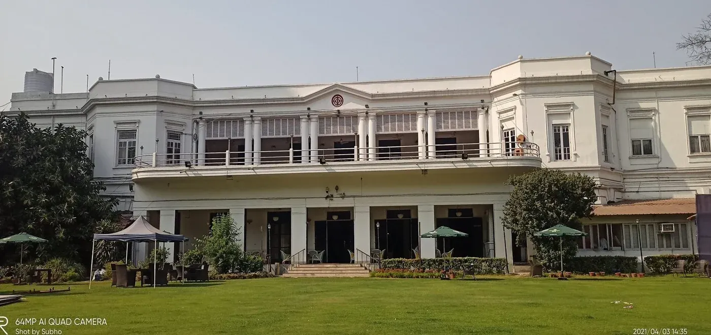 Calcutta Club main building overlooking the lawn