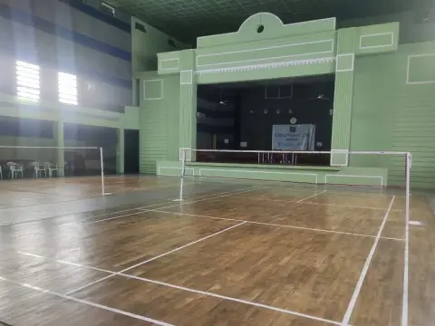 Indoor badminton court at Chhattisgarh Club
