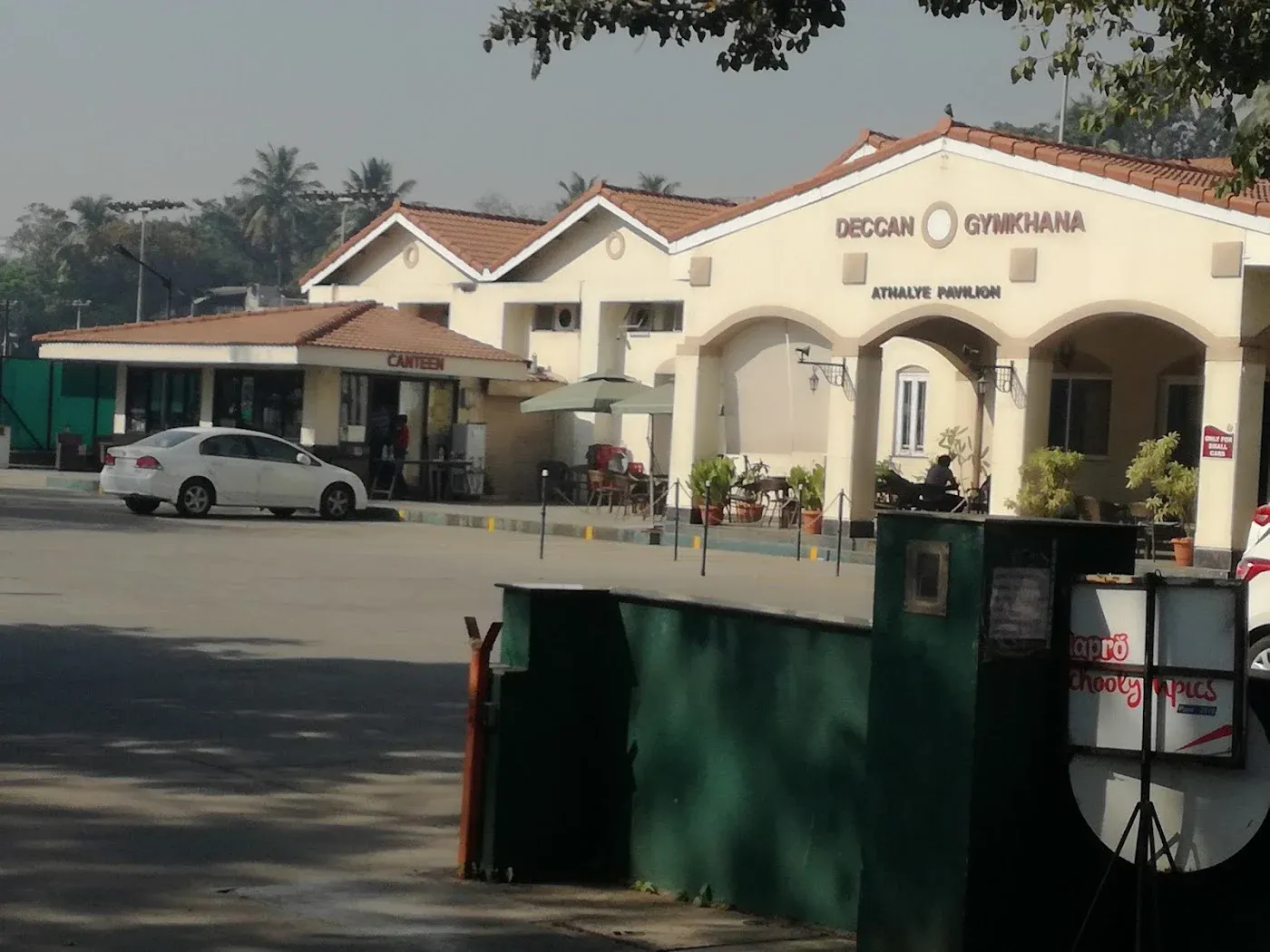 Deccan Gymkhana main building exterior