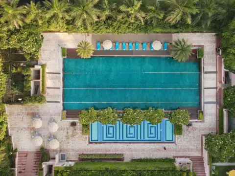 Aerial view of the swimming pool — DLF Club 5
