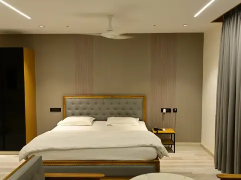 Guest suite at Film Nagar Cultural Centre