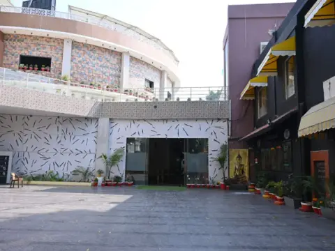 The Ganges Club — club photograph