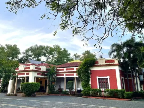 Gondwana Club front building