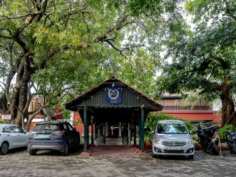 Madras Boat Club — club entrance