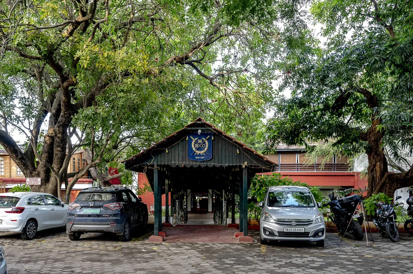 Madras Boat Club — club entrance