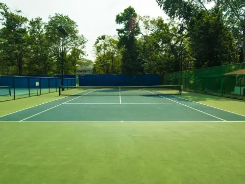 Madras Club tennis courts