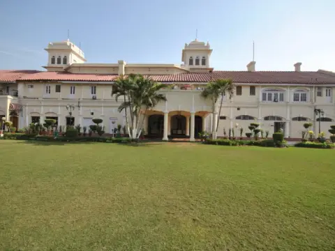 Rajindra Gymkhana & Mahendra Club main building exterior