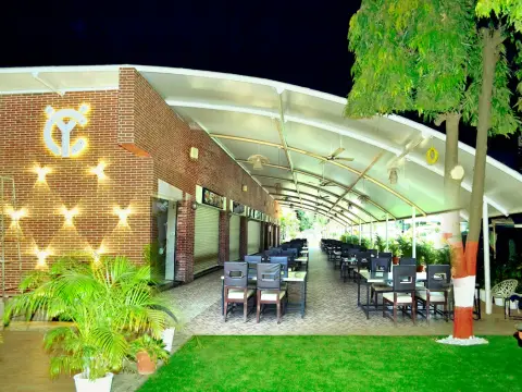 The Yeshwant Club — club photograph