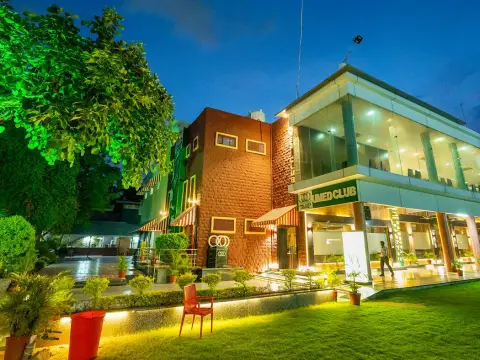 Umed Club — club photograph